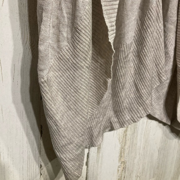 Garnet Hill Cream Soft Knit Ruched Wrap Cardigan Open Sweater Medium - Picture 3 of 9